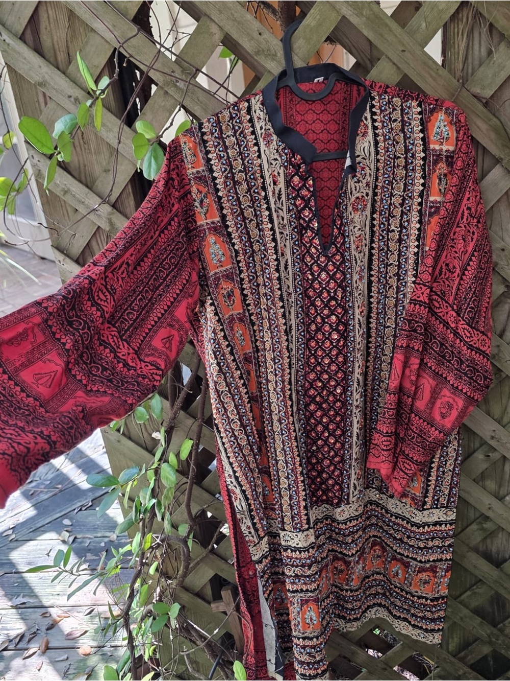 Like new Red Patterned Women's Dress tunic kurta